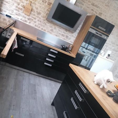 Belle Chambre D'Hote Pour 2 A 4 Personnes Leilighet Chef-Boutonne Eksteriør bilde